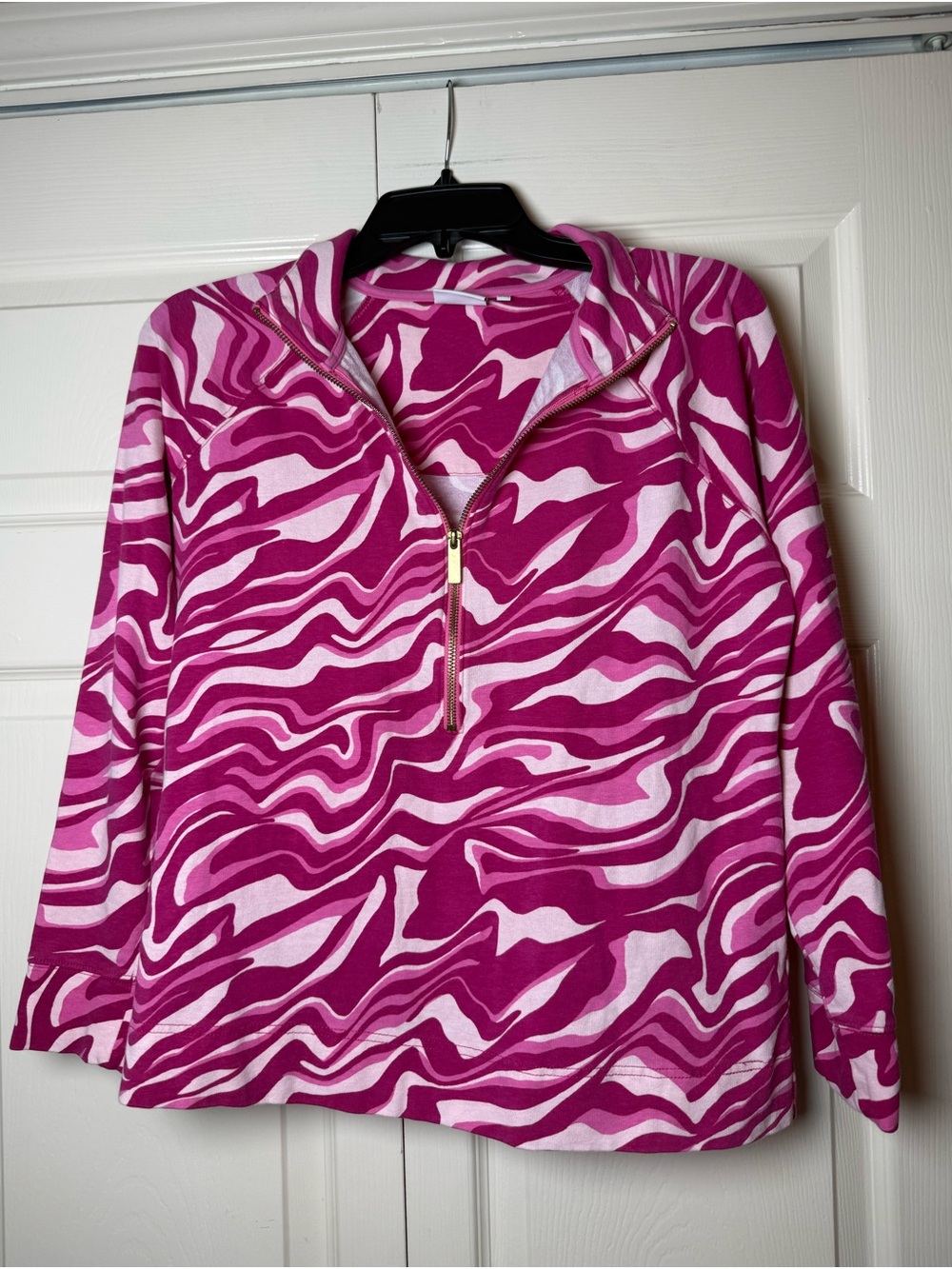 Crown &‎ Ivy Beach Pink & White Half Zip Pullover Top